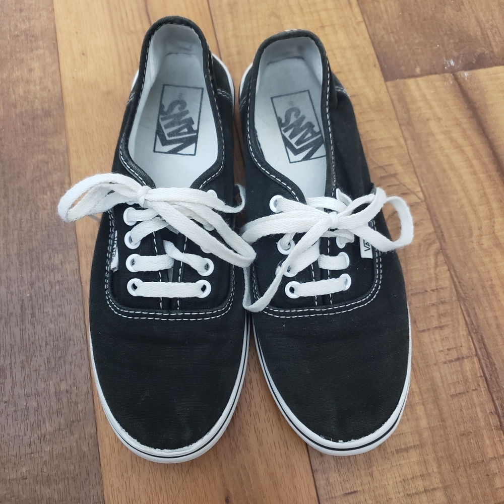 Black Vans